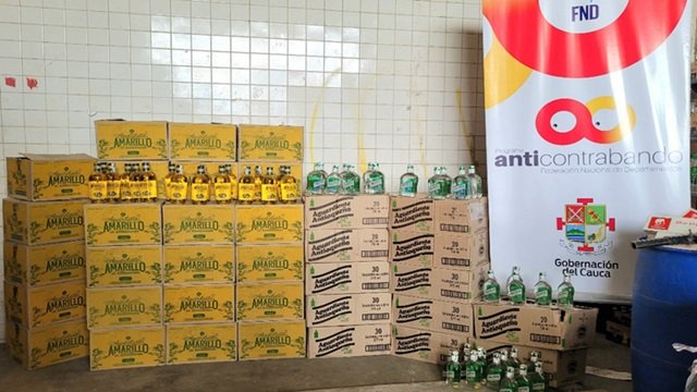 1140 unidades de aguardiente ilegal fueron decomisadas en el sector de Tunía