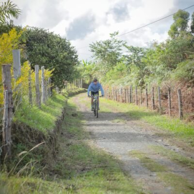 202950949_2082550148563875_879196303595498216_n