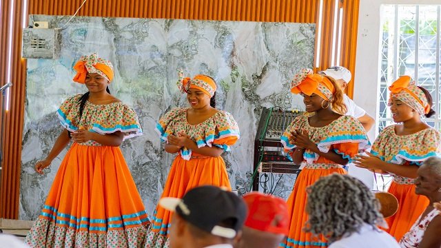 Adultos Mayores de Aires de Garrapatero Disfrutaron de un Encuentro de Cuidado y Alegría