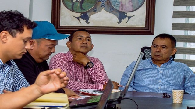 Alcaldía revisa alternativas para el Punto de Abastecimiento Solidario en Mondomo