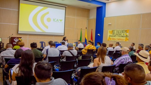 🐝 Polinizadores y Competitividad: Apicultores del Norte del Cauca Fortalecen sus Conocimientos en Santander de Quilichao