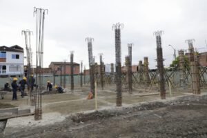 Avanza la construccion del centro de salud Carlos Alberto Guzman de la mano con la comunidad