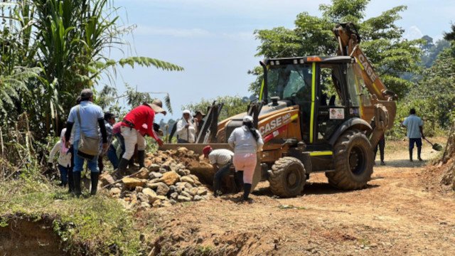 Avanza la rehabilitación de la via Mondomo - Tres Quebradas -San Pedro en Santander de Quilichao
