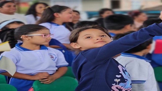 Cafeciendo Sueños entrega mas de 1000 kits escolares en la zona centro del Cauca