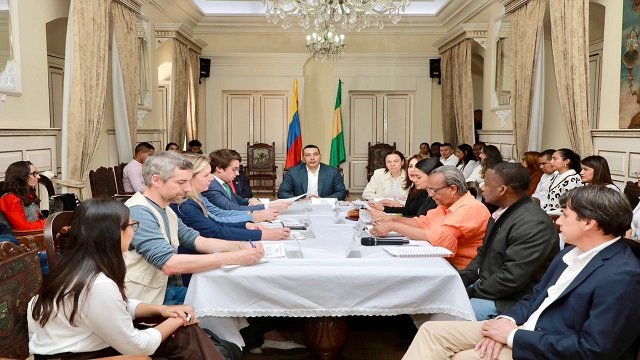 Cauca fortalece diálogo con delegación internacional para la protección de la niñez