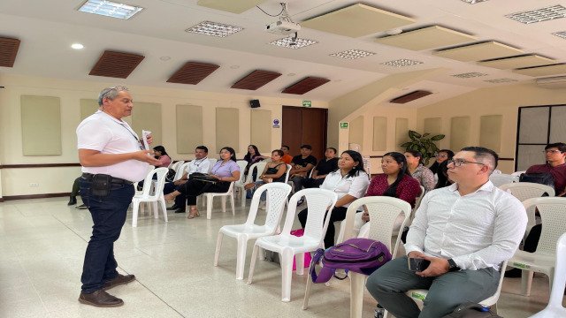 Comfacauca entrega subsidios de vivienda por más de 2000 millones de pesos - Comfacauca