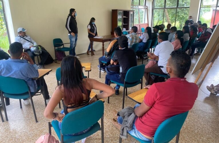 Comunidad de Cajibío conoció de proyectos que desarrolla Emcaservicios