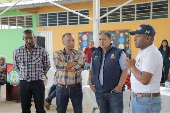 Con compromiso y responsabilidad, Gobernador del Cauca lideró mesa técnica desde Cuatro Esquinas, en El Tambo