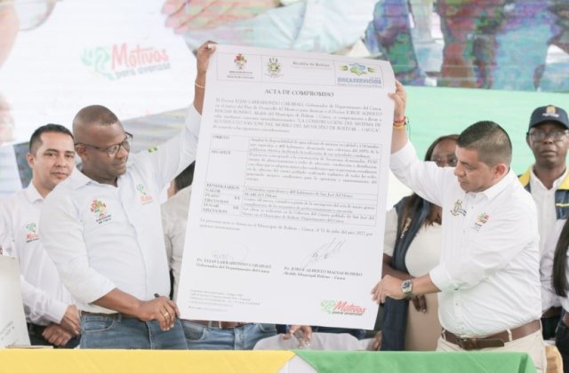 Con inversión social, Gobierno Departamental conmemoró el bicentenario de Bolívar0