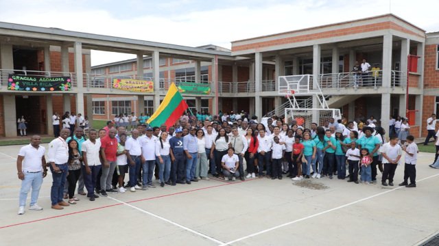 Con una inversión histórica de $60.000 millones se realizó la construcción de la Institución Educativa Técnico Comercial Simón Bolívar en Villa Rica