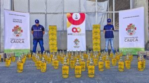 Golpe al contrabando: incautan más de 600 botellas de licor y cierran establecimiento en Popayán