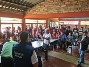 Dialogo y atencion frente a inquietudes con comunidades de El Cairo1