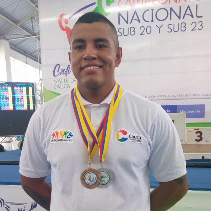 Diego Bolaños y Camilo Valencia alcanzaron 5 medallas en el Campeonato Nacional de Halterofilia Sub20 y Sub231