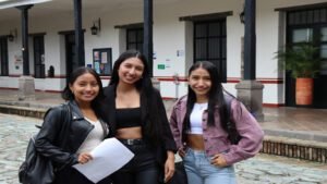 Diez de los beneficiarios del proyecto Ser Estudioso Cuenta fueron condonados