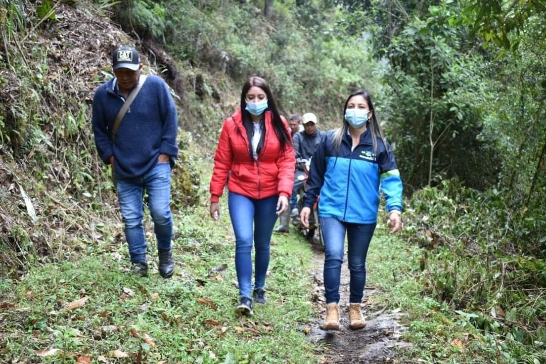 EMCASERVICIOS S.A. E.S.P. reinició la construcción de la obra del acueducto interveredal en el municipio de Toribío5