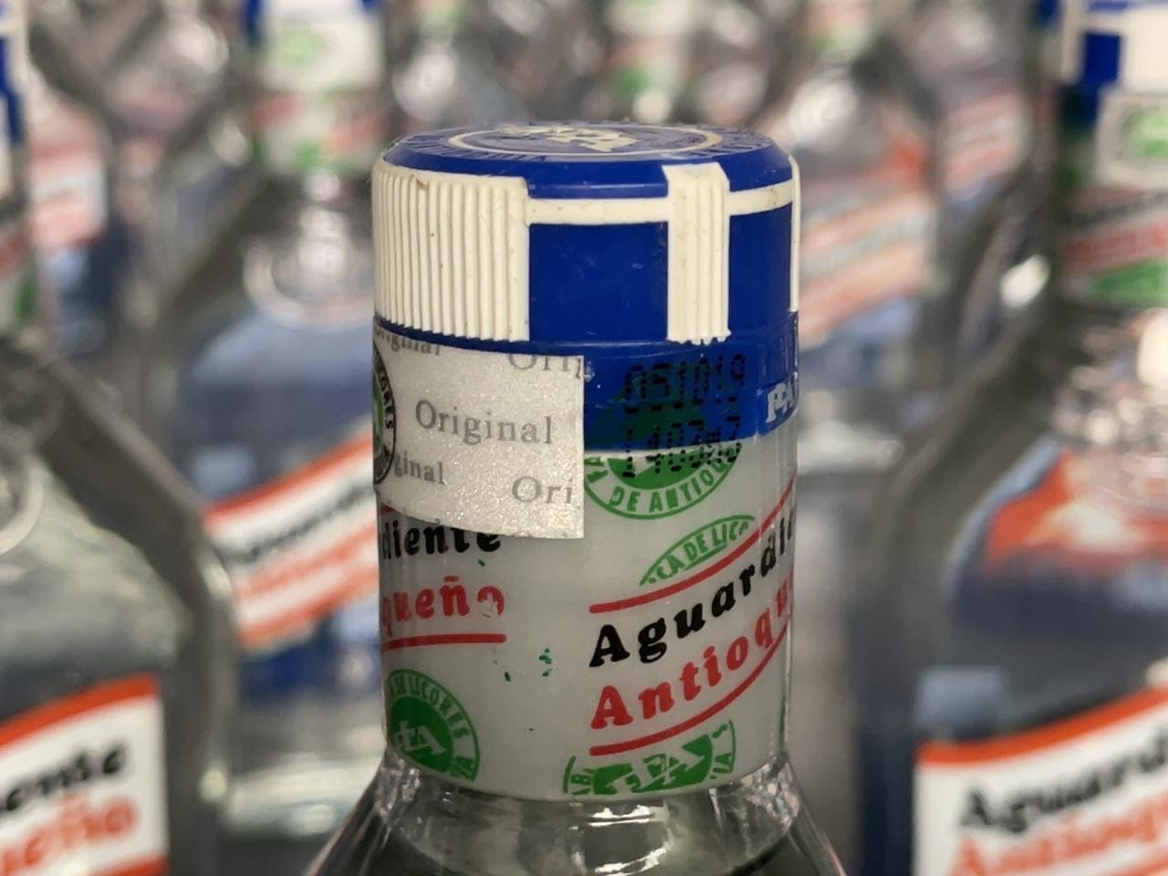 El Gobierno Departamental decomisó aguardiente de contrabando3