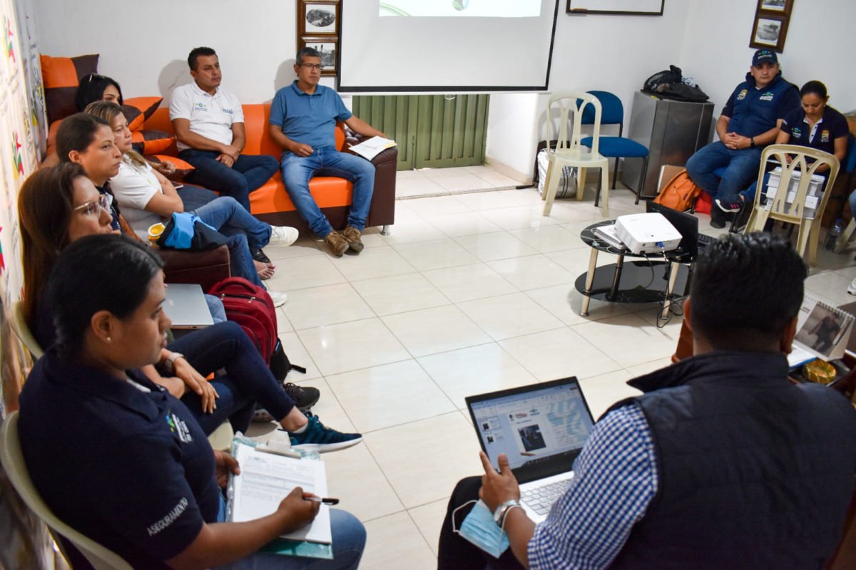 Emcaservicios fortalece a empresas municipales de servicios públicos1