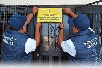 Establecimiento cerrado en Popayán por expendio de licor presuntamente adulterado