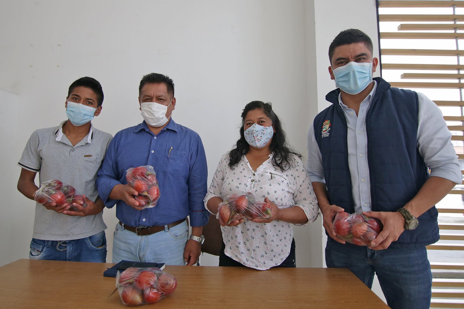 Firma del convenio de ejecución de 20 alianzas productivas para la vida11