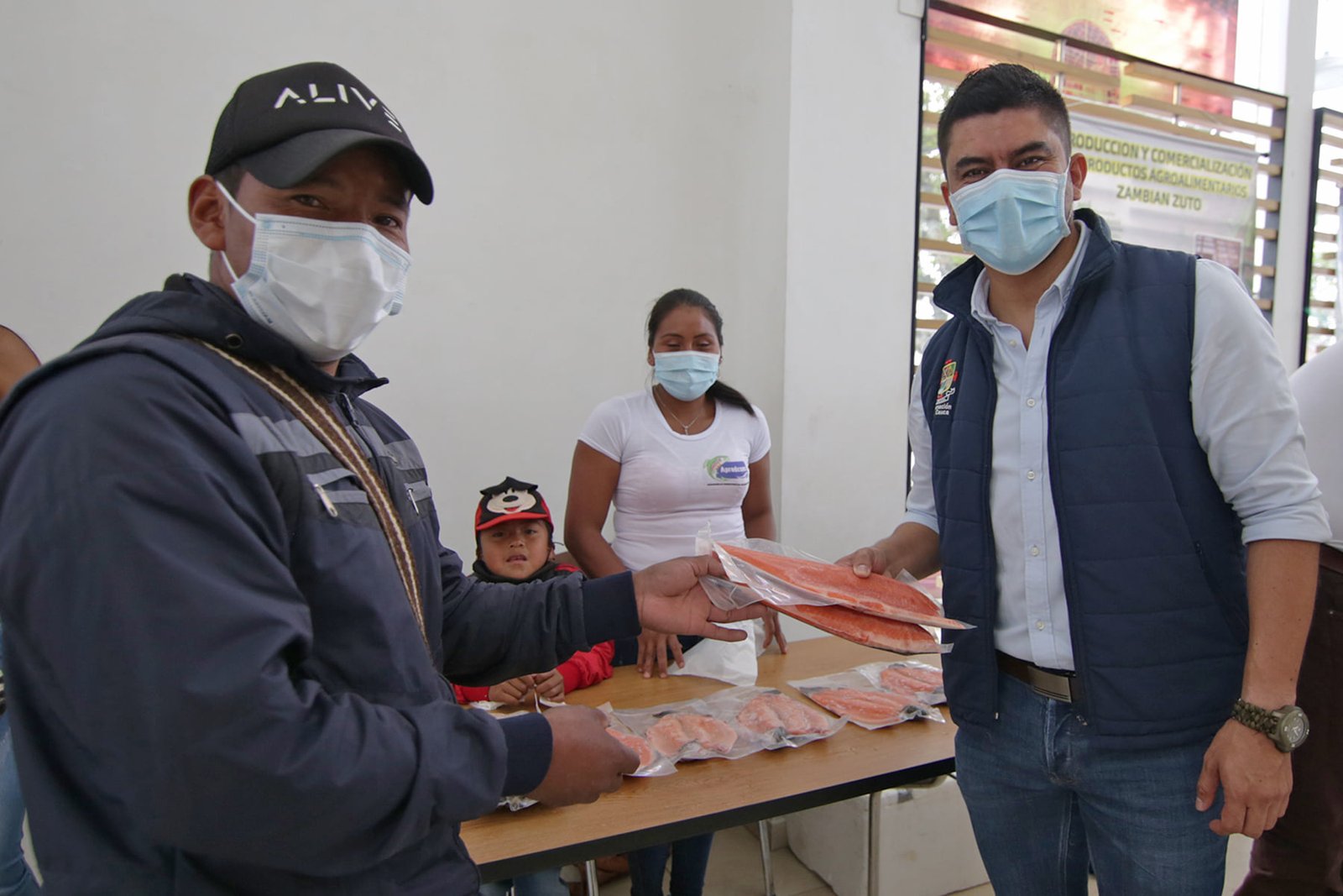 Firma del convenio de ejecución de 20 alianzas productivas para la vida13