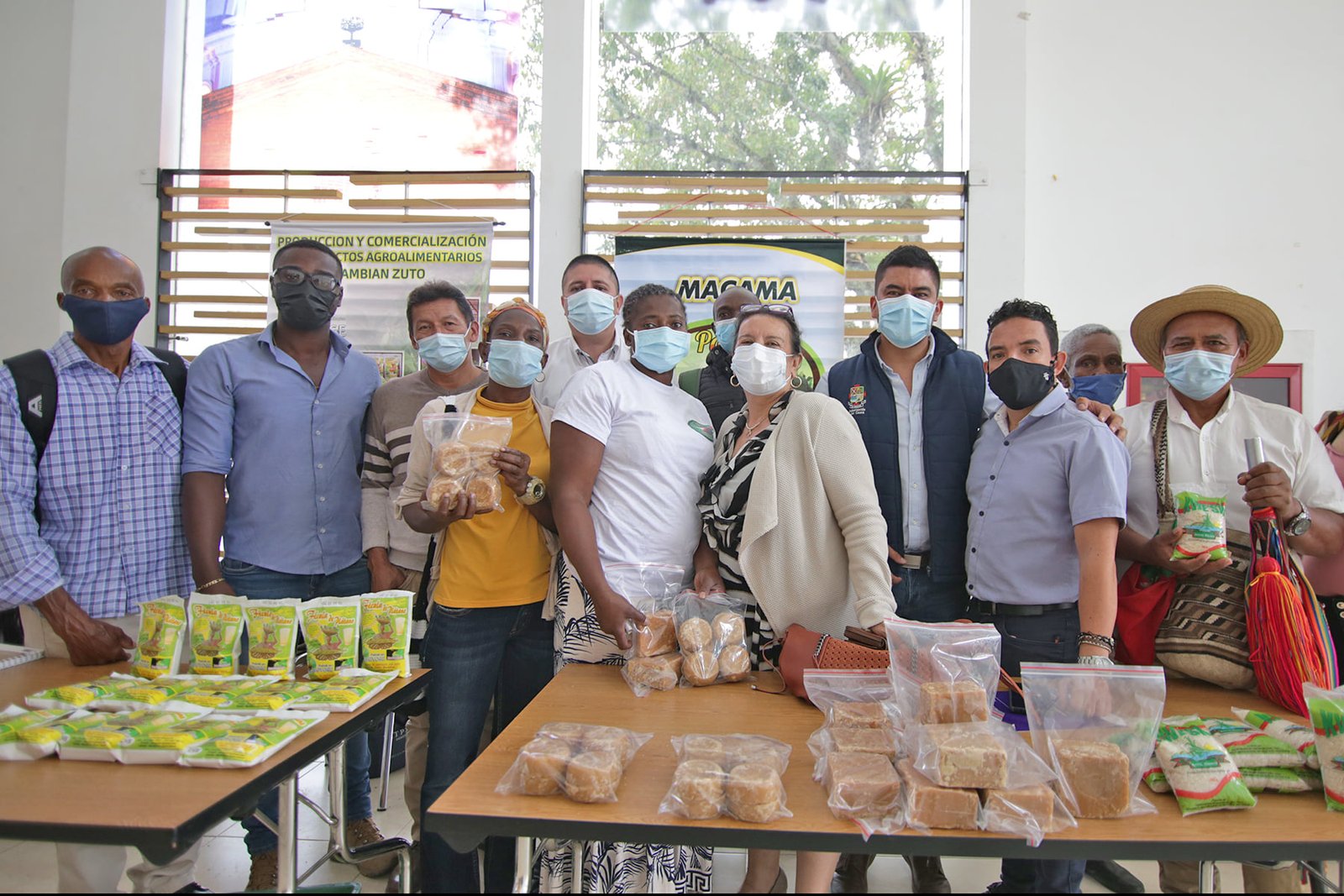 Firma del convenio de ejecución de 20 alianzas productivas para la vida9