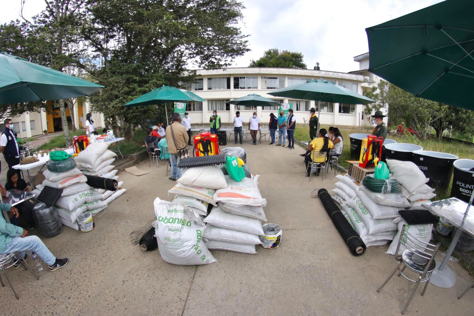 Fortalecimiento de la cadena productiva de aguacate hass9