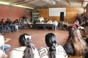 Gobernación del Cauca en diálogos educativos con la comunidad de San Sebastián