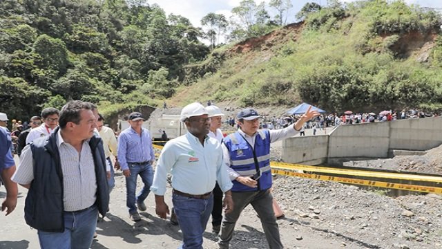 Gobernador del Cauca garantiza la inversion de mas de 4.200 millones para culminar la via El Pital Caldono