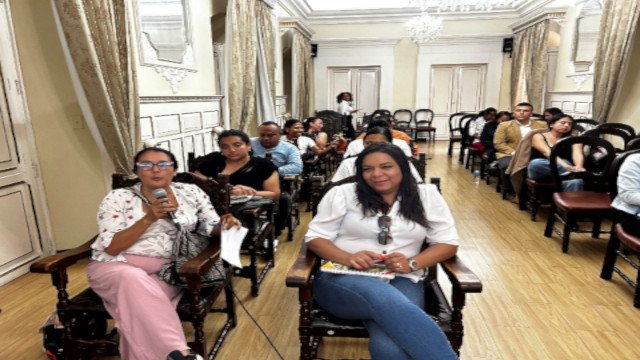 Gobierno Departamental fortalece las capacidades de creación y reglamentación de las Comisarías de Familia 33 Gobierno Departamental fortalece las capacidades de creación y reglamentación de las Comisarías de Familia