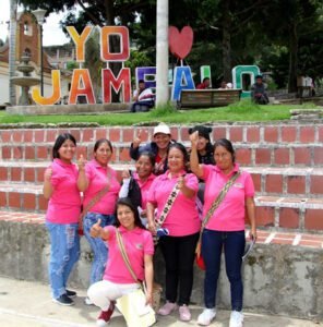 Gobierno Departamental invierte en el sector lacteo caficultor y artesanal de Jambalo