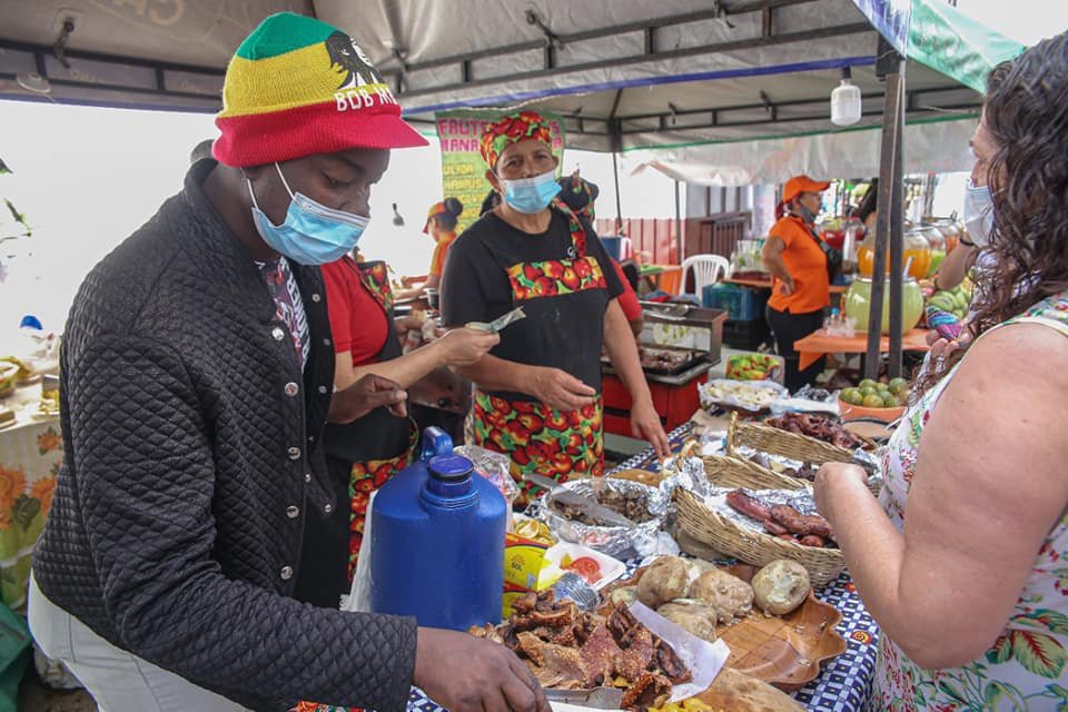 Gran feria que conmemora los 28 años de la Ley 701