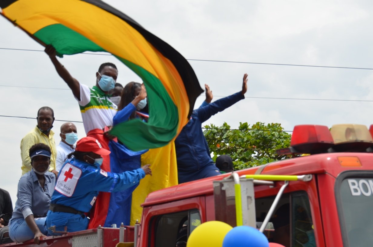 Guachené recibió con una multitudinaria caravana a la atleta Nerly Juliana Cantoñi2