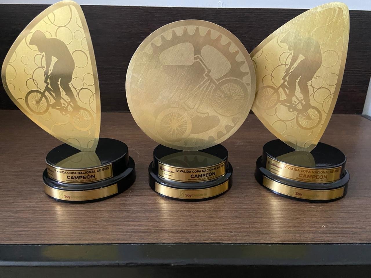 Juan José Mañosca ganó tres medallas de oro en la IV y V Válida de la Copa Nacional de BMX en la ciudad de Barranquilla2