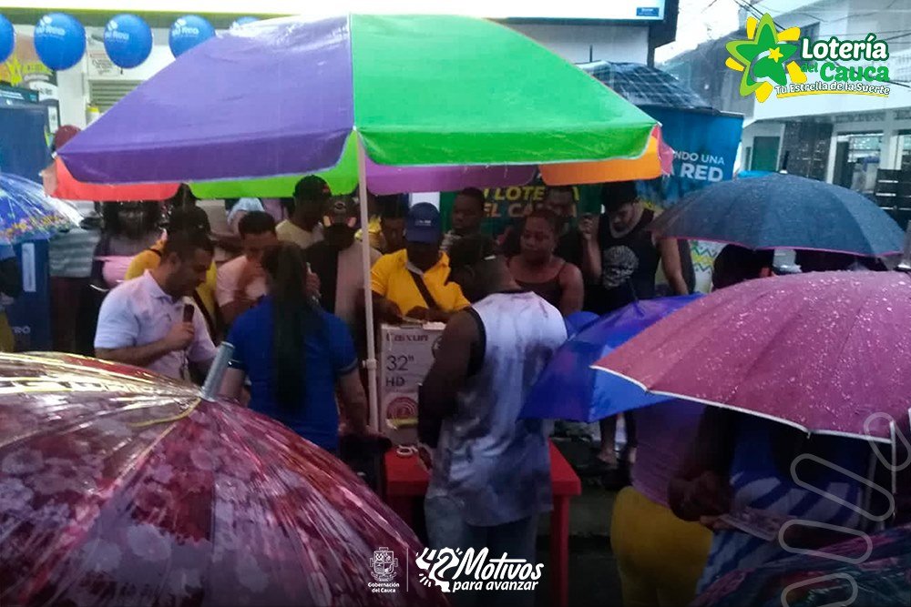 LOTERÍA DEL CAUCA SE TOMÓ LA COSTA PACÍFICA CON LA CARAVANA DE PREMIOS5