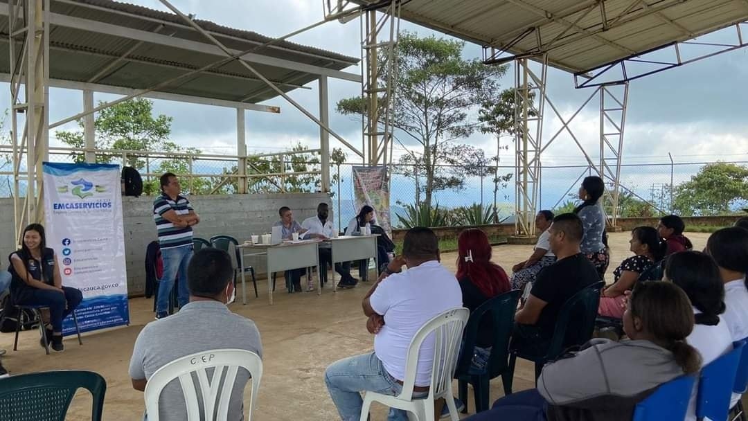 La Gobernación del Cauca llegó con una noticia que llenó de esperanza a los habitantes de la Vereda La Esperanza en Buenos Aires, Cauca1