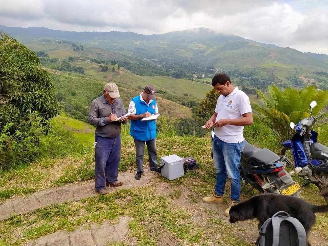 Las mascotas, y los animales en general, también necesitan de vacunas para prevenir enfermedades - Quilisalud13