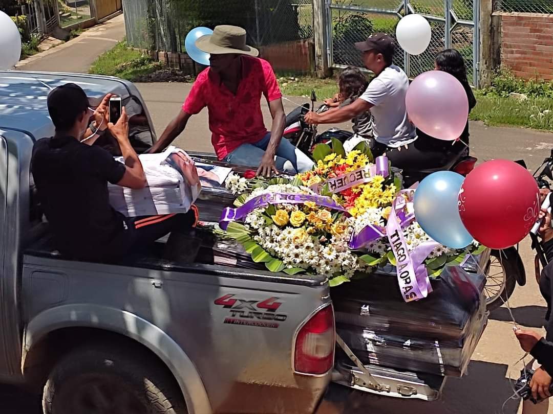 Los cuerpos fueron sepultados