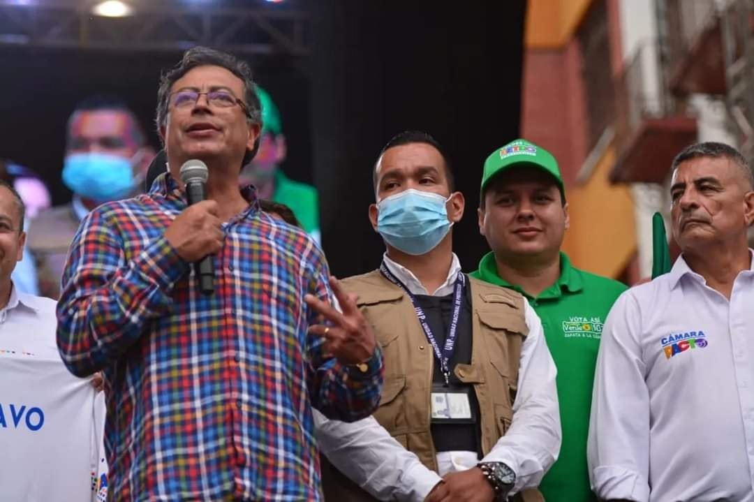 MULTITUDINARIA ASISTENCIA DIJO PETRO PRESIDENTE