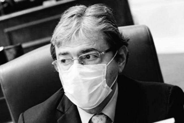 MURIÓ EL MINISTRO DE DEFENSA CARLOS HOLMES TRUJILLO