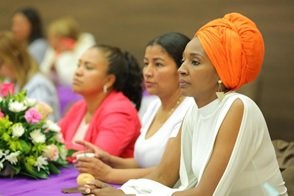 Mas de 250 mujeres participaron en el foro Mujeres y Elecciones