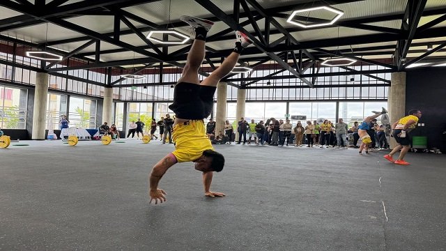 🏋️ Éxito total: Más de 400 personas asistieron a la inauguración del Gym Box Guayacanes 37 Más de 400 personas asistieron a la inauguración del Gym Box Guayacanes