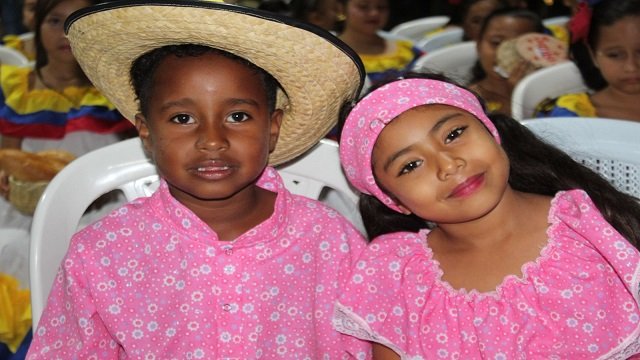 Mercaderes celebra la clausura de su Escuela de Paz Cultural