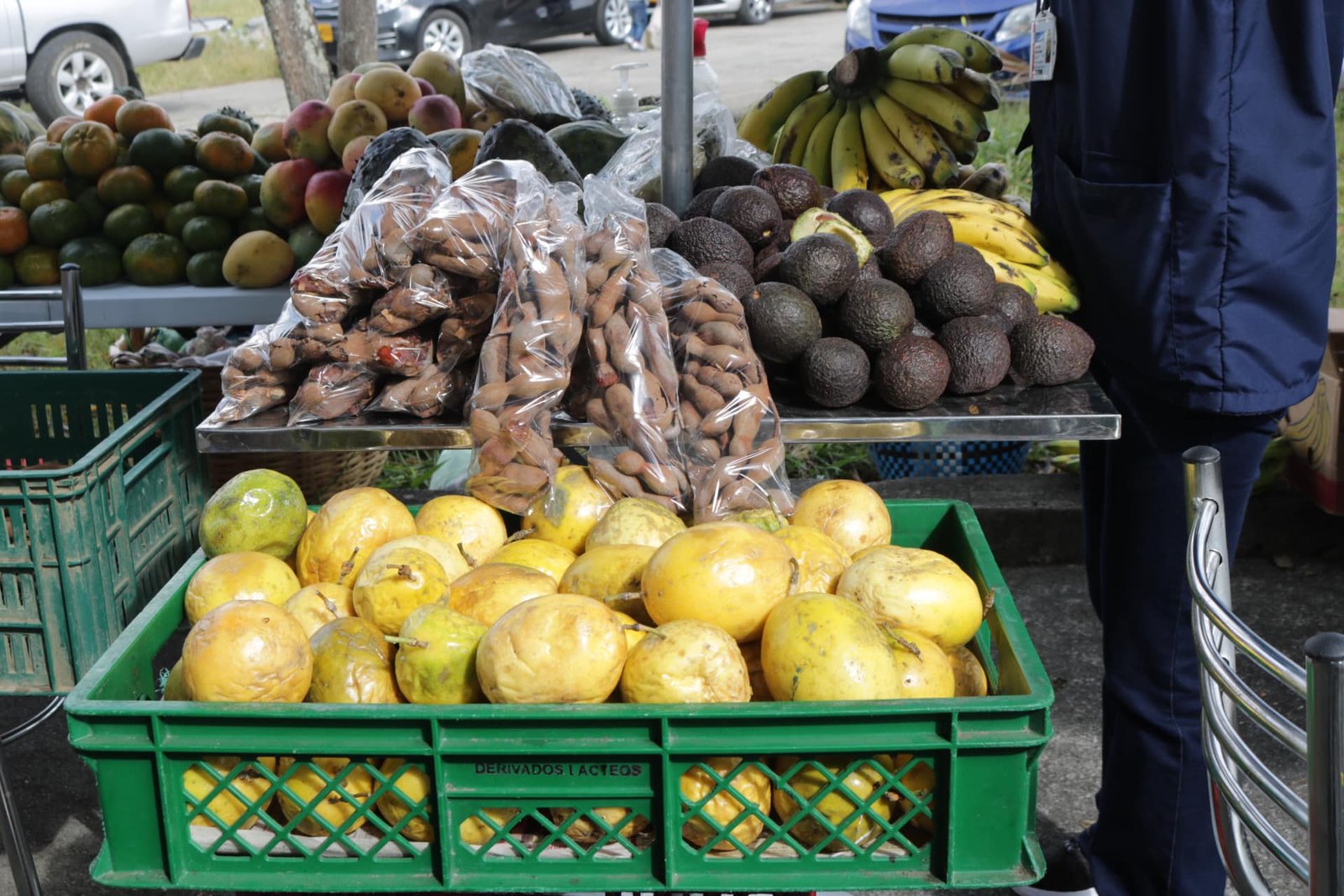 Mercado solidario en las instalaciones de la Secretaría de Agricultura y Desarrollo Rural5