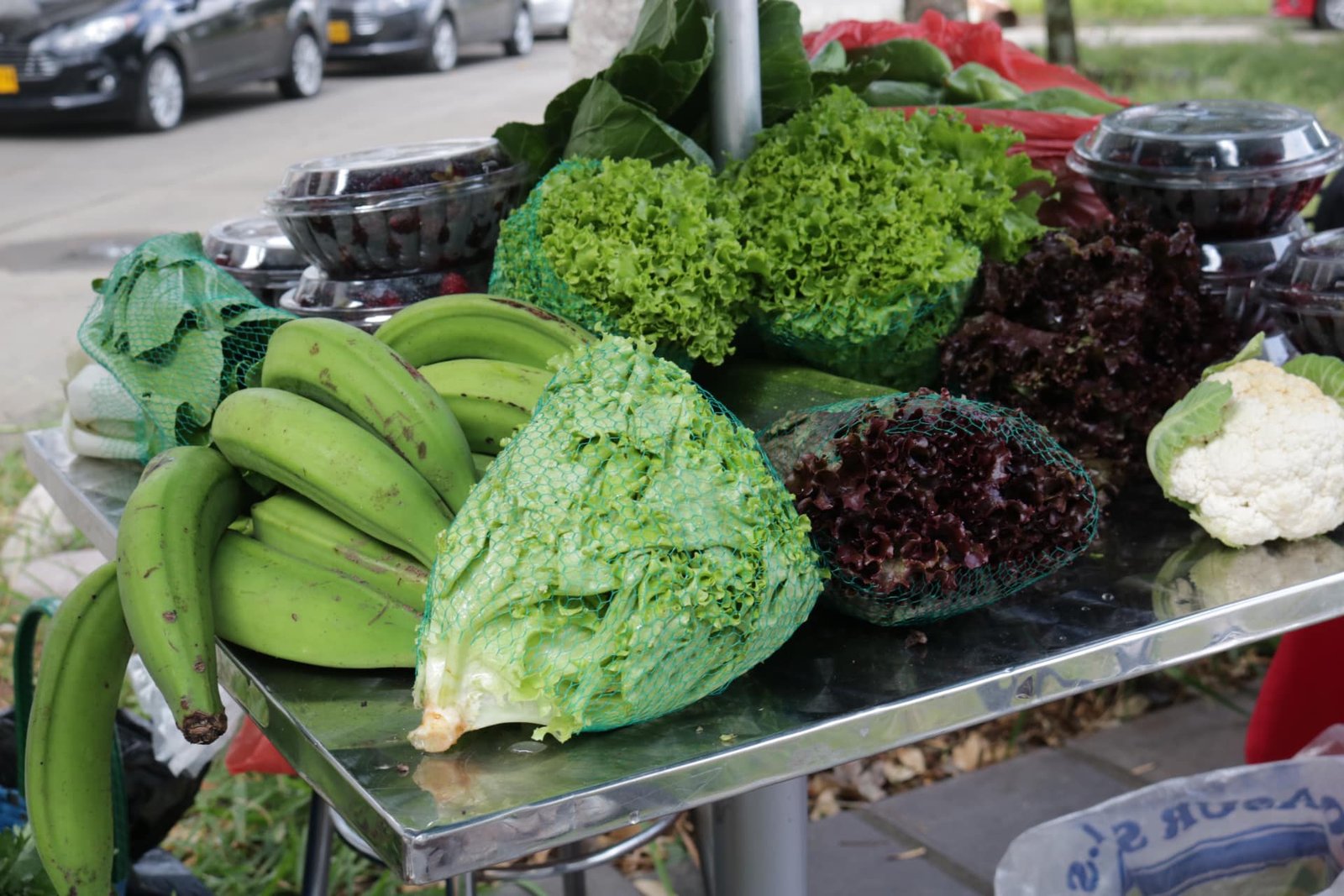 Mercado solidario en las instalaciones de la Secretaría de Agricultura y Desarrollo Rural6