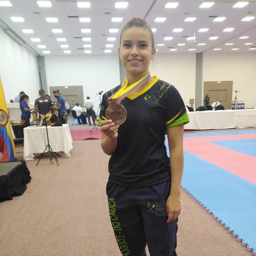 Nuevo triunfo caucano, Kimberly Montero ganó medalla de bronce en el Torneo Nacional de Kárate