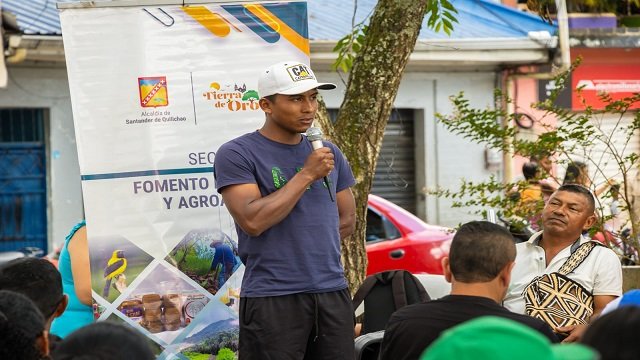 La Alcaldía Municipal de Santander de Quilichao firmará dos nuevos Acuerdos Recíprocos por el Agua (ARA) con el Resguardo de La Concepción y el señor Hans Velasco. Esta iniciativa, en colaboración con Fundación Natura Bolivia y la Autoridad Ancestral Ne’ehjwesx, busca conservar ecosistemas y proteger las fuentes hídricas de la región.