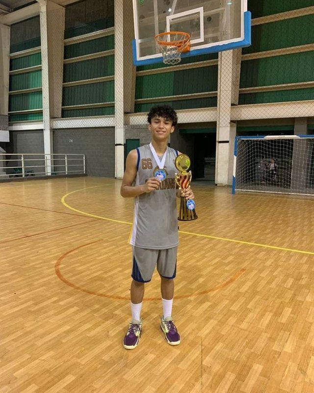 QUILICHAGUEÑO SE CORONA CAMPEON NACIONAL DE BALONCESTO