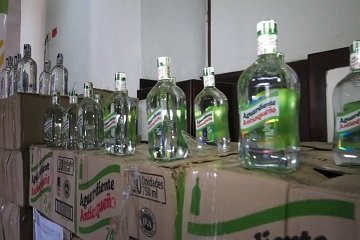 SE INCAUTARON MAS DE 1.000 BOTELLAS DE AGUARDIENTE