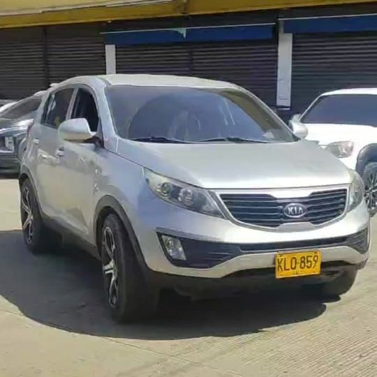 SE ROBARON ESTA CAMIONETA