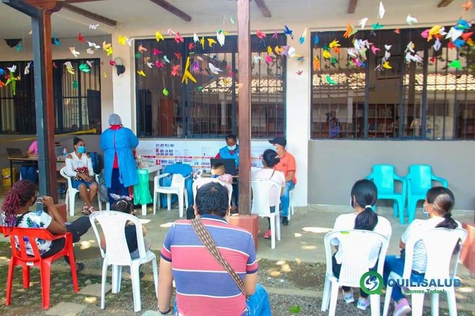 SE VACUNARON A MAS DE 1600 QUILICHAGUEÑOS, CONTRA EL COVID-192